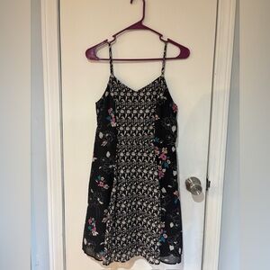 NWOT Xhiliration dress size M